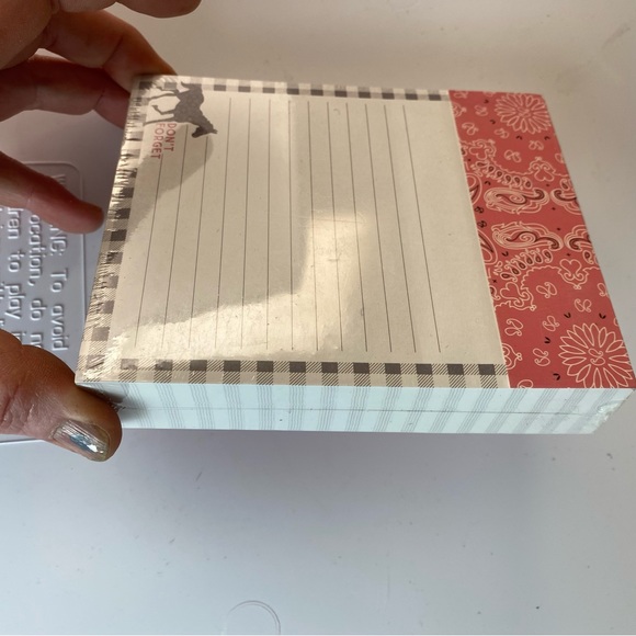 NWT!! Notebook bundle - Picture 8 of 15